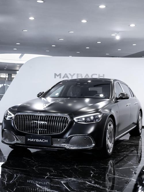 佛山240岚图汽车的售后服务让用户无忧出行，迈巴赫未来的豪华车趋势